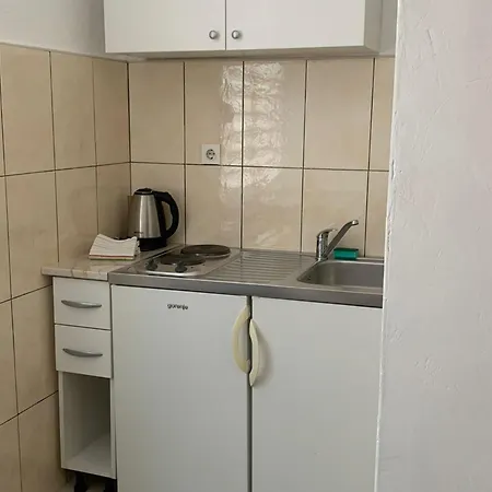Adriana 8 Apartman